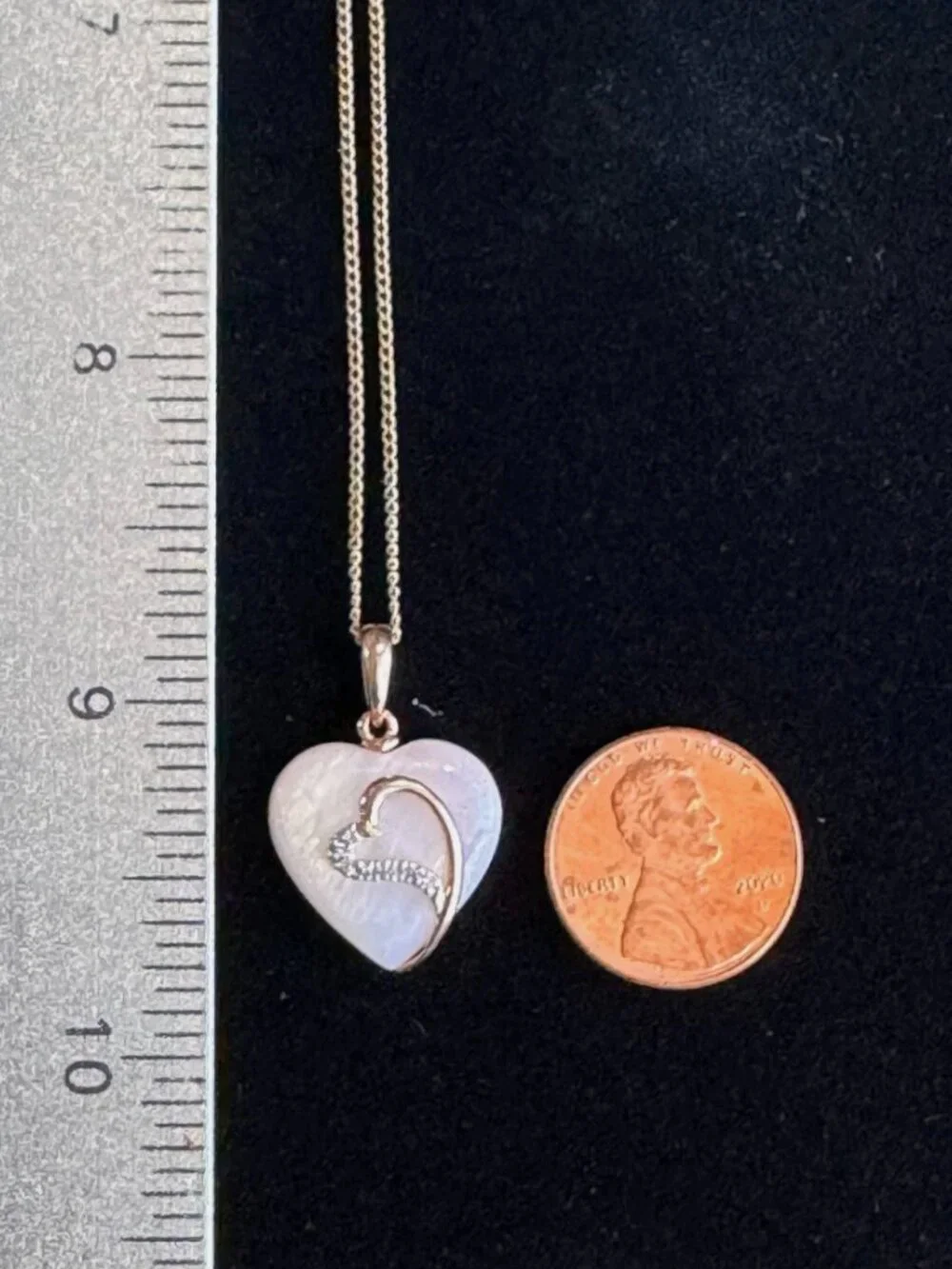 10K Yellow Gold Samuel Aaron Pink Mother of Pearl Diamond Heart 18